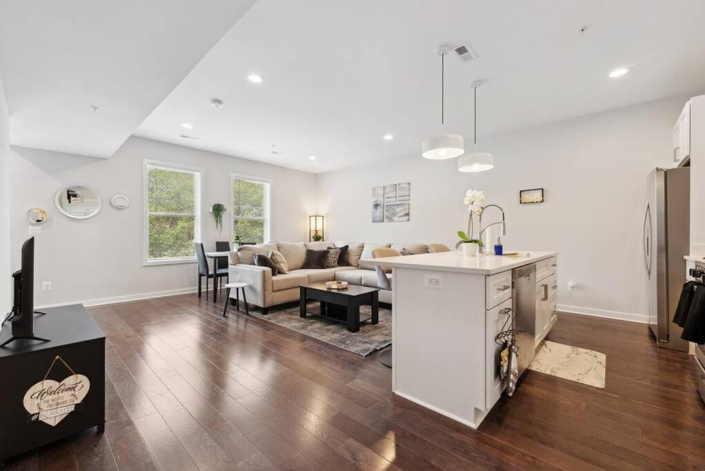 Spacious 3Bedroom Duplex With Rooftop Deck! Washington Exterior foto